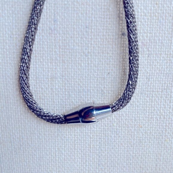 Silver necklace with crystals - Picture 4 of 5